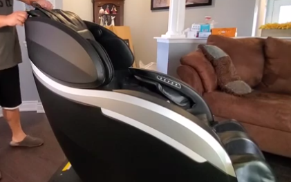  Zero gravity - Full Body Massage Chair